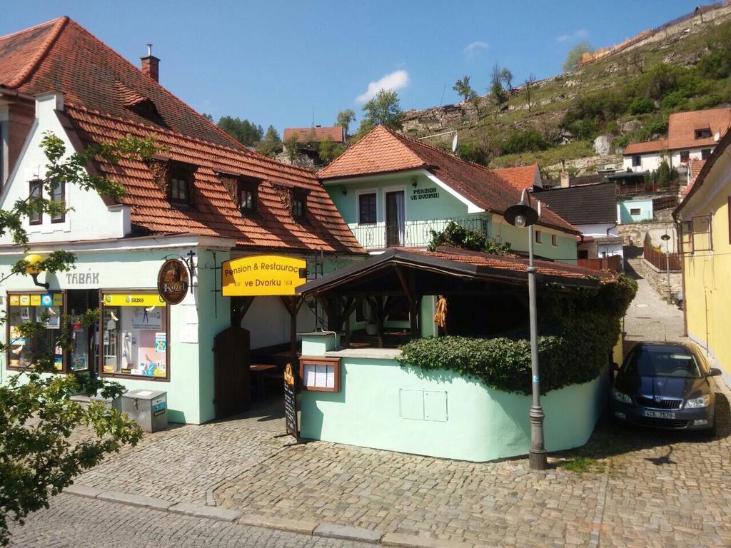 Penzion Ve Dvorku Cesky Krumlov Bagian luar foto