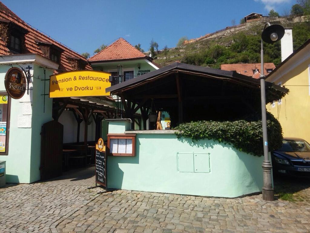 Penzion Ve Dvorku Cesky Krumlov Bagian luar foto